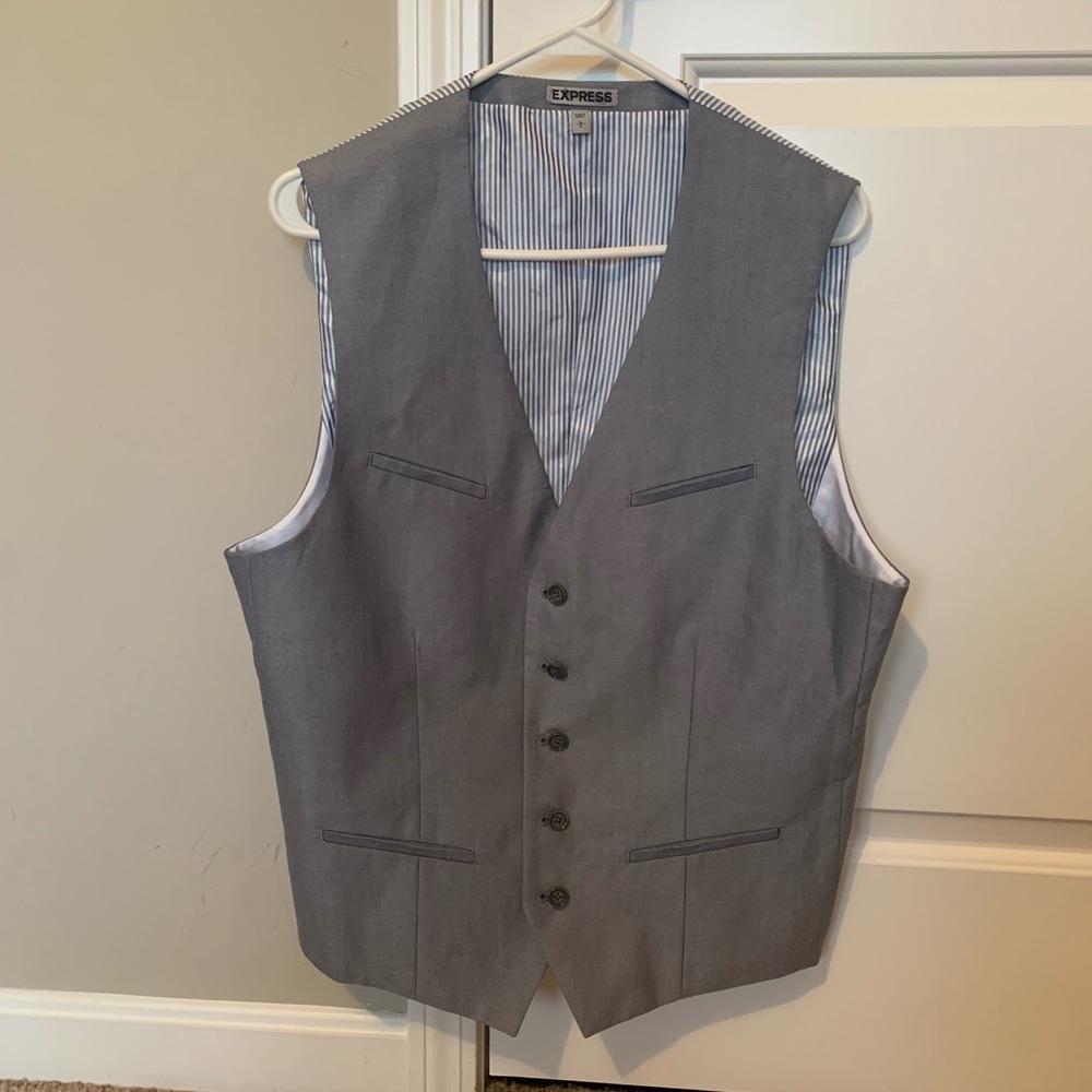 Express Vest
